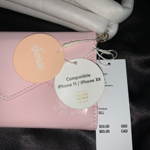 COPY - Magnetic IPhone 11/XR Case Crossbody wallet - Picture 3 of 7